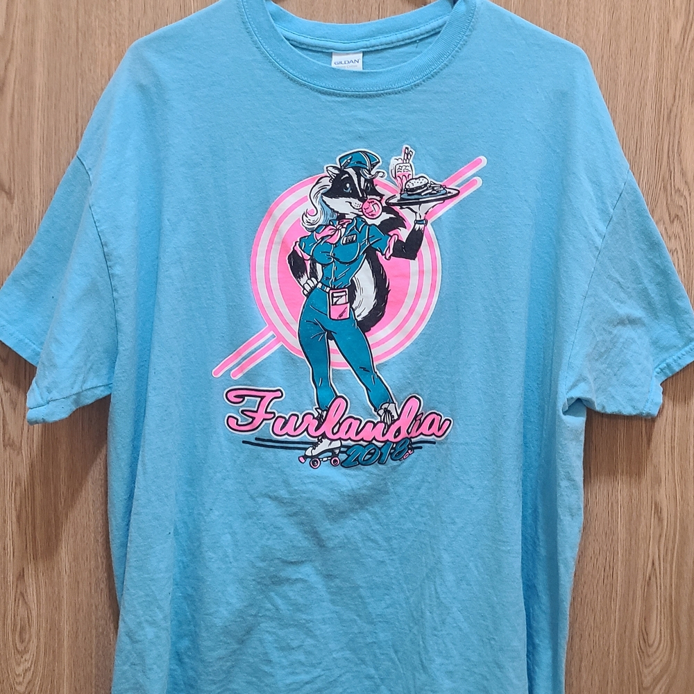 XL Limited Edition Convention Shirt